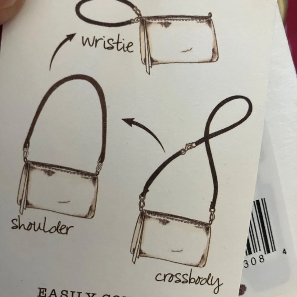 Hobo Lana crossbody bag - Picture 8 of 11